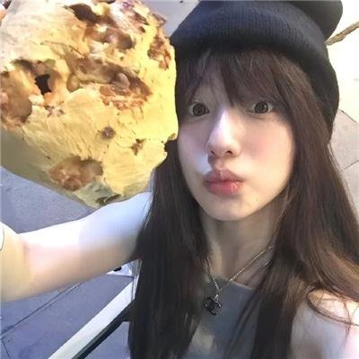 不装了，我比英雄还强